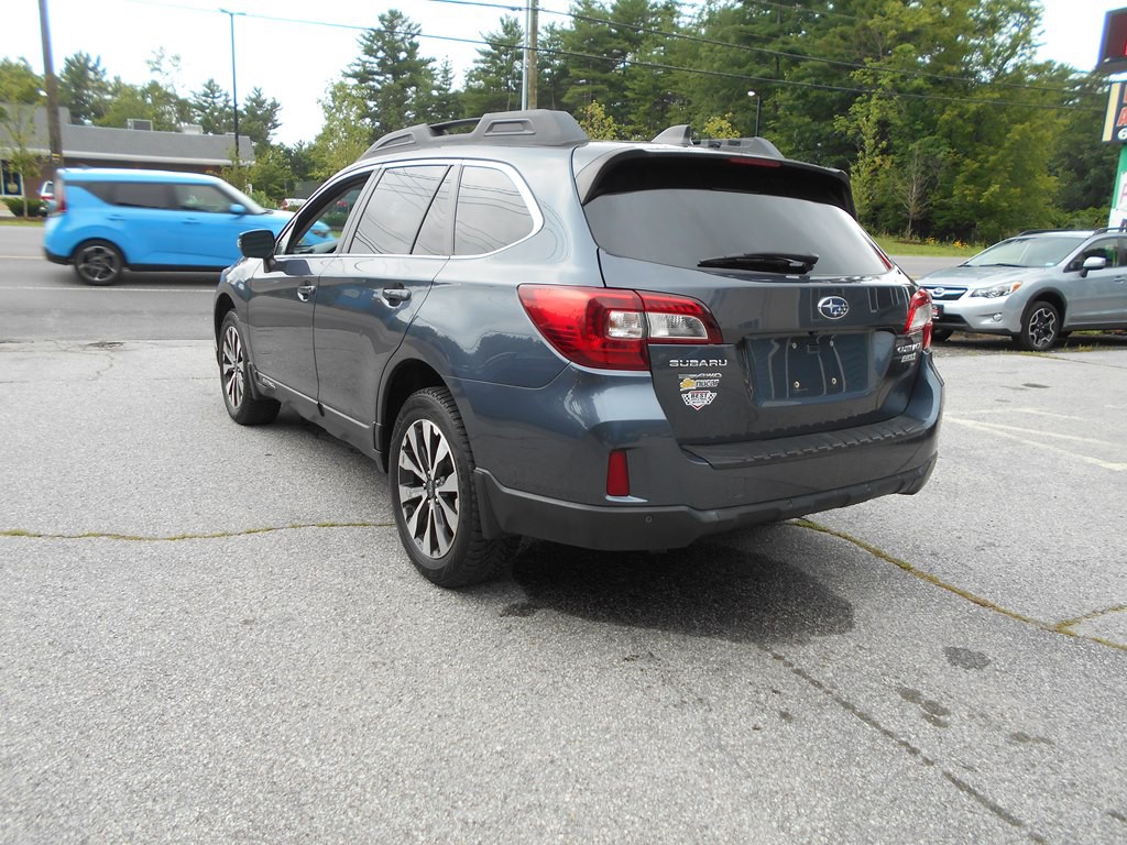 2017 Subaru Outback Image 7