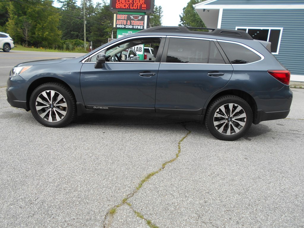 2017 Subaru Outback Image 8