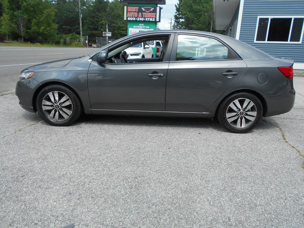 2013 Kia Forte Image 2