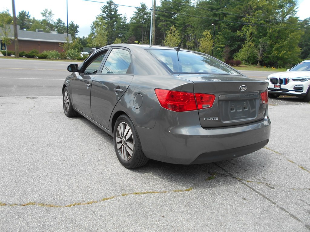 2013 Kia Forte Image 3