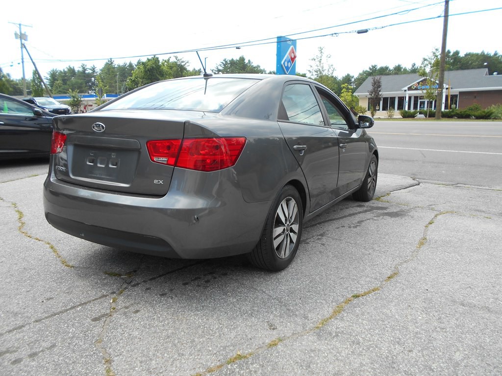 2013 Kia Forte Image 5