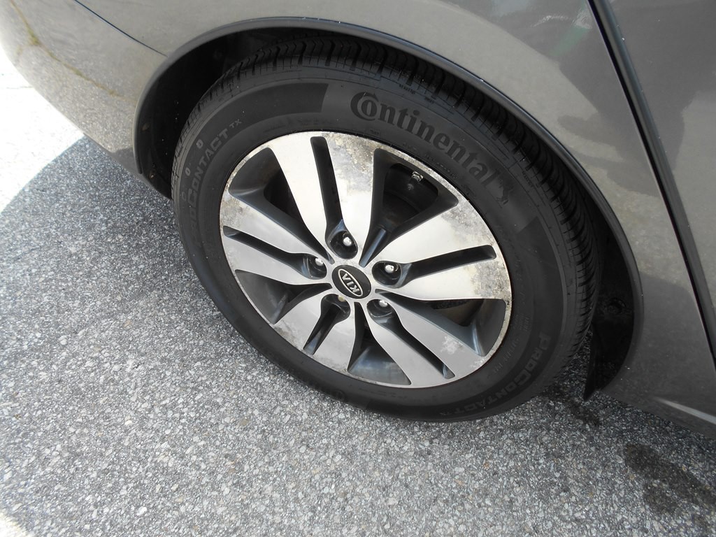 2013 Kia Forte Image 16