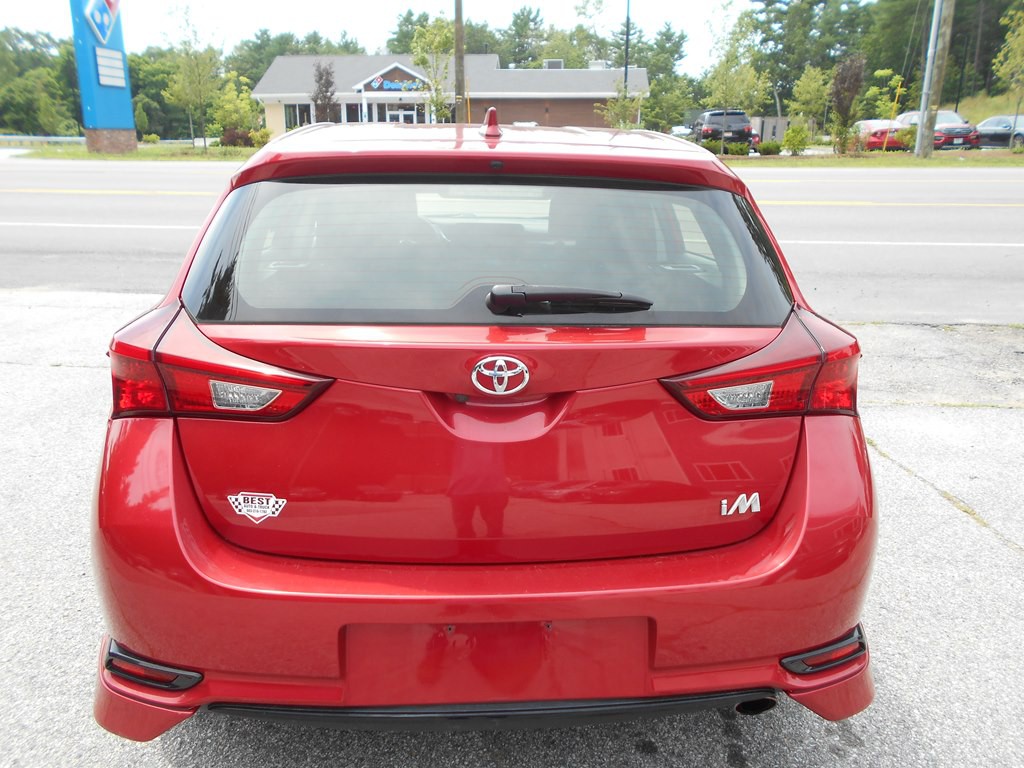 2018 Toyota Corolla Image 26