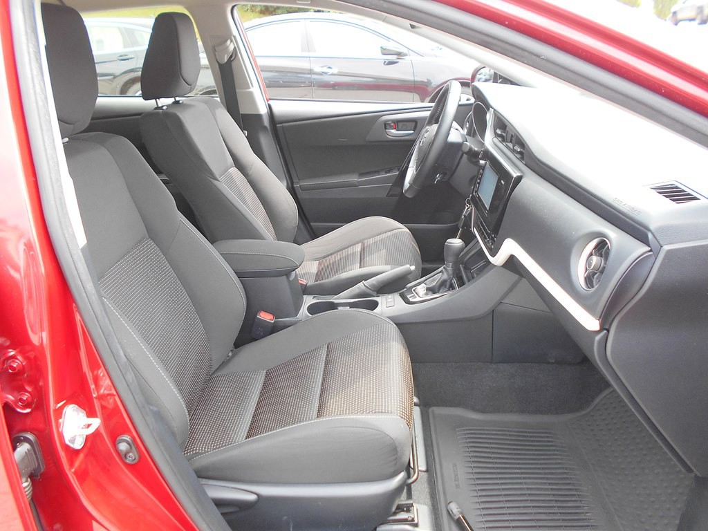 2018 Toyota Corolla Image 33