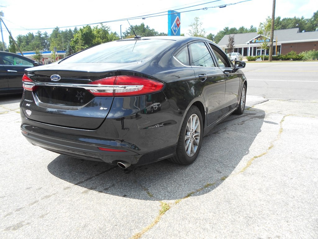 2017 Ford Fusion Image 5