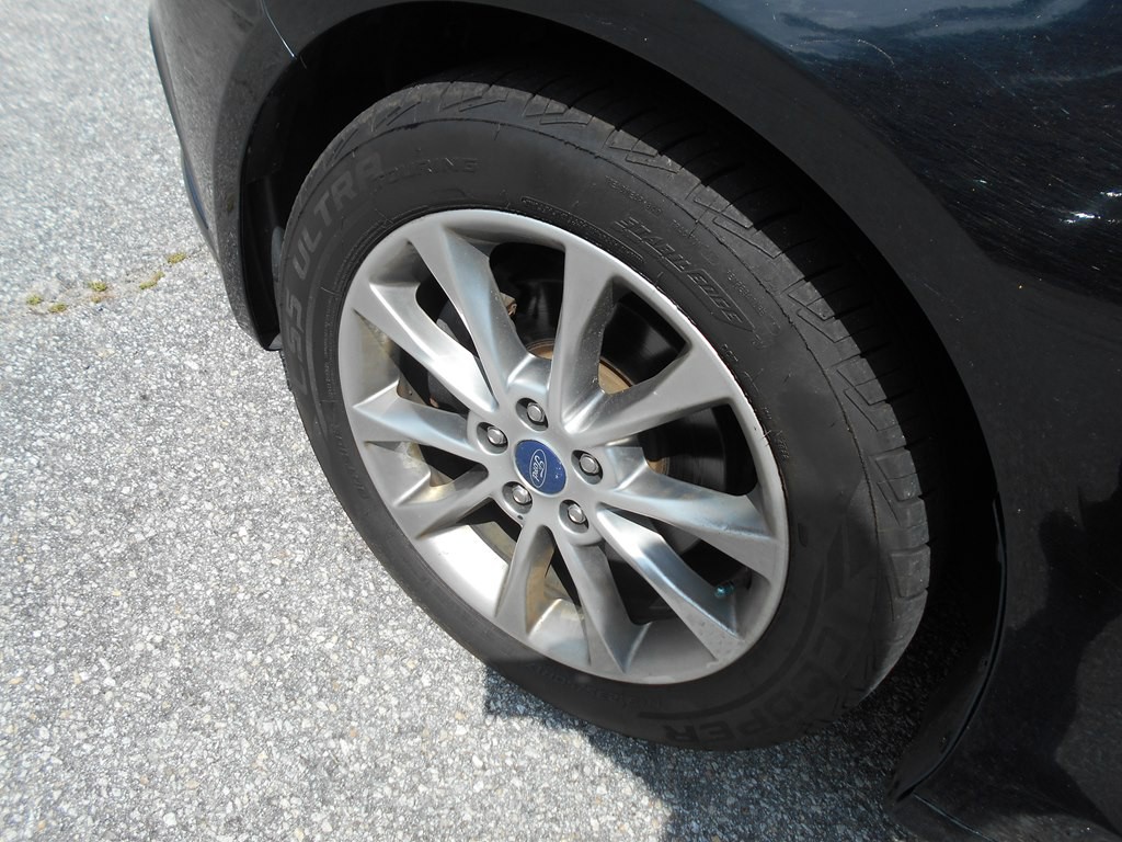 2017 Ford Fusion Image 19