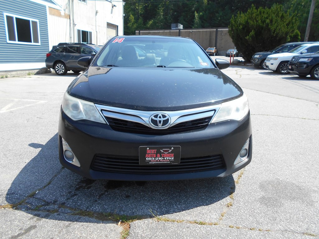 2014 Toyota Camry Image 8