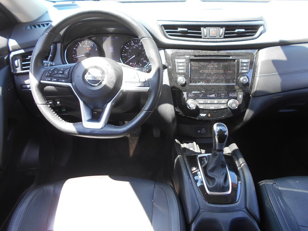 2020 Nissan Rogue Image 11