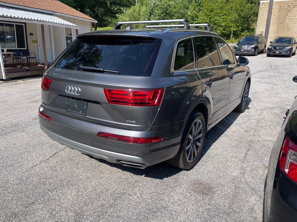 2018 Audi Q7 Image 3