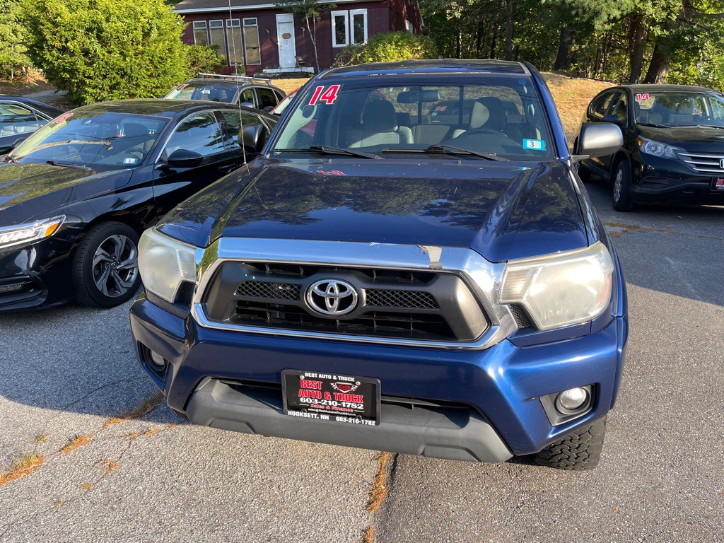 2014 Toyota Tacoma Image 2