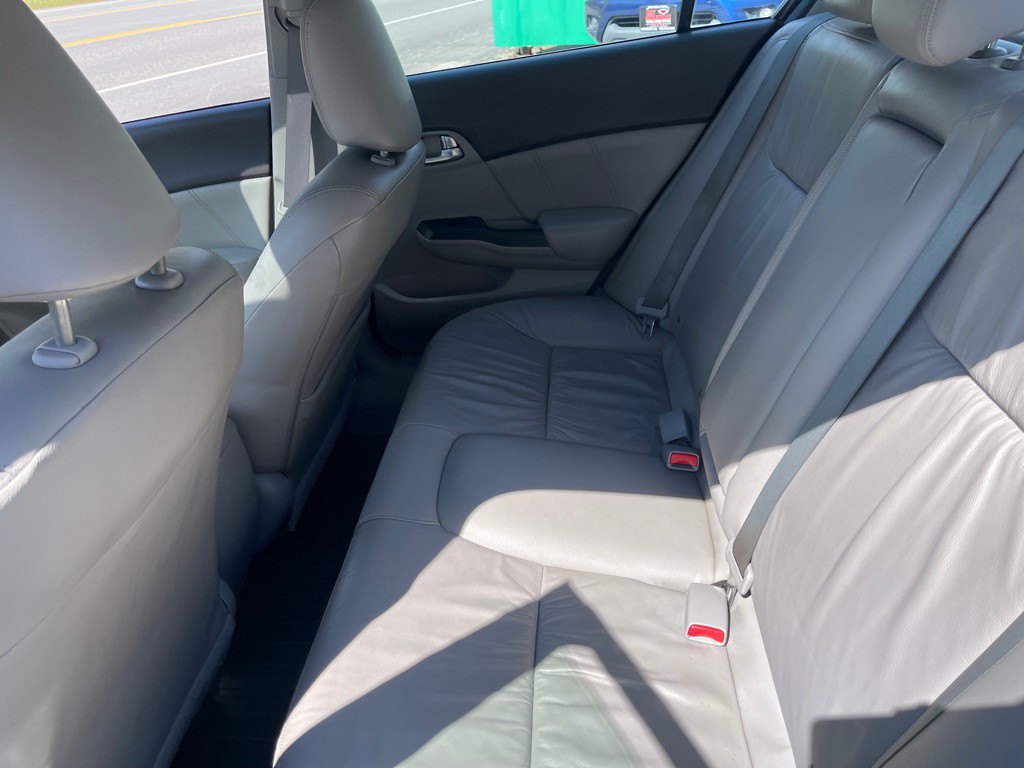 2012 Honda Civic Image 21