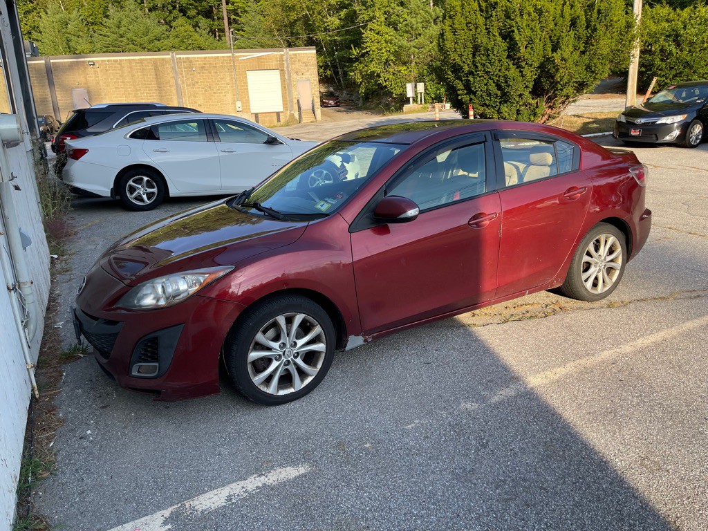 2010 Mazda Mazda3 Image 1