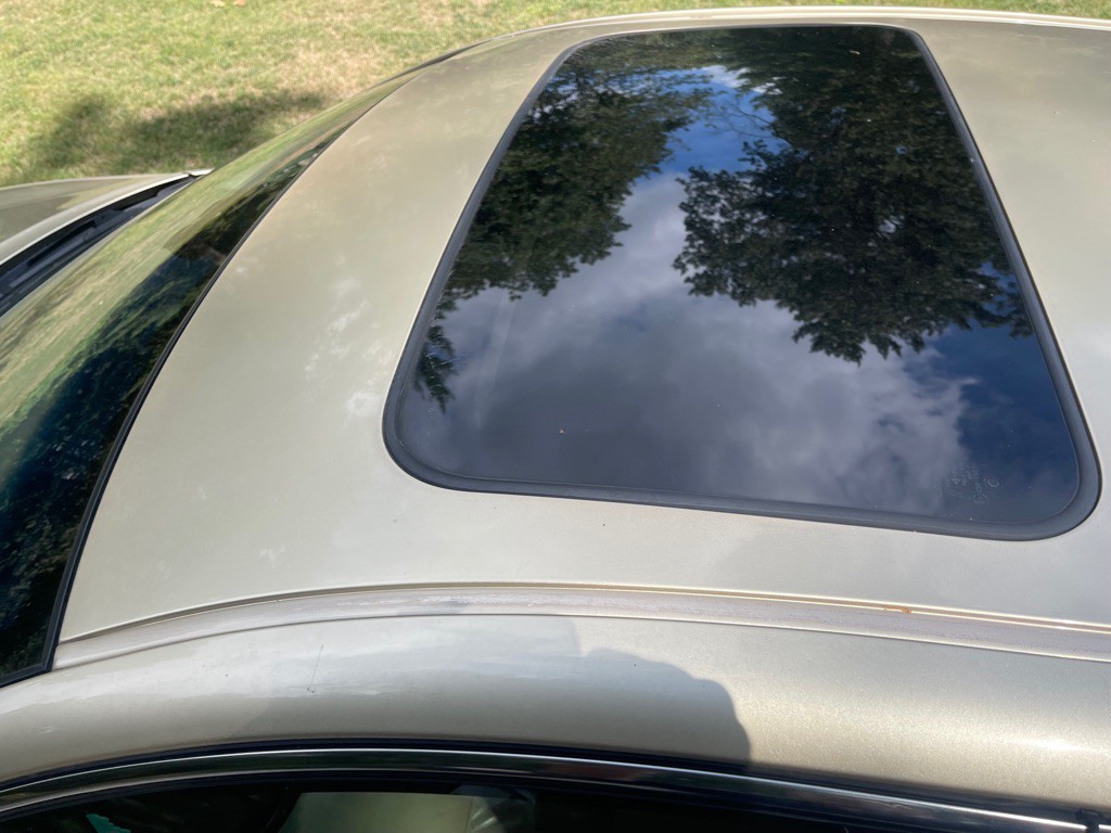 2002 Lexus ES Image 4