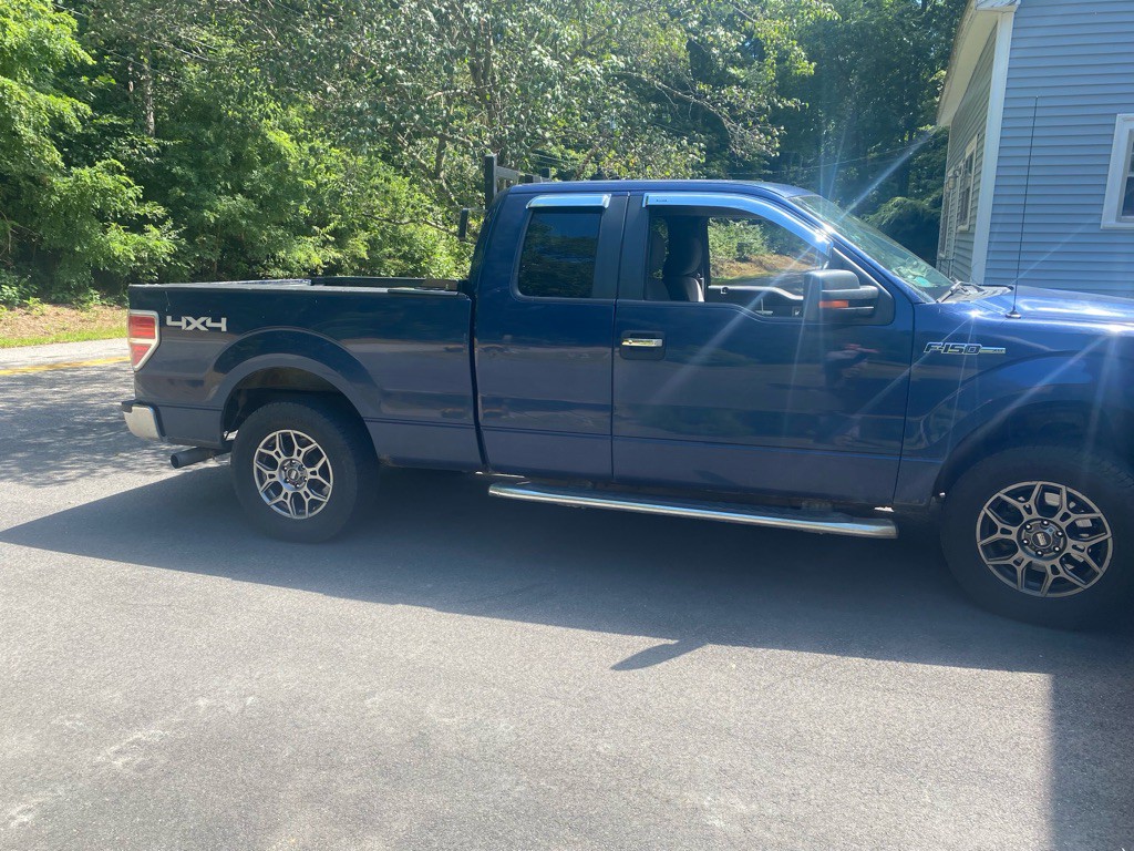 2011 Ford F-150 Image 3