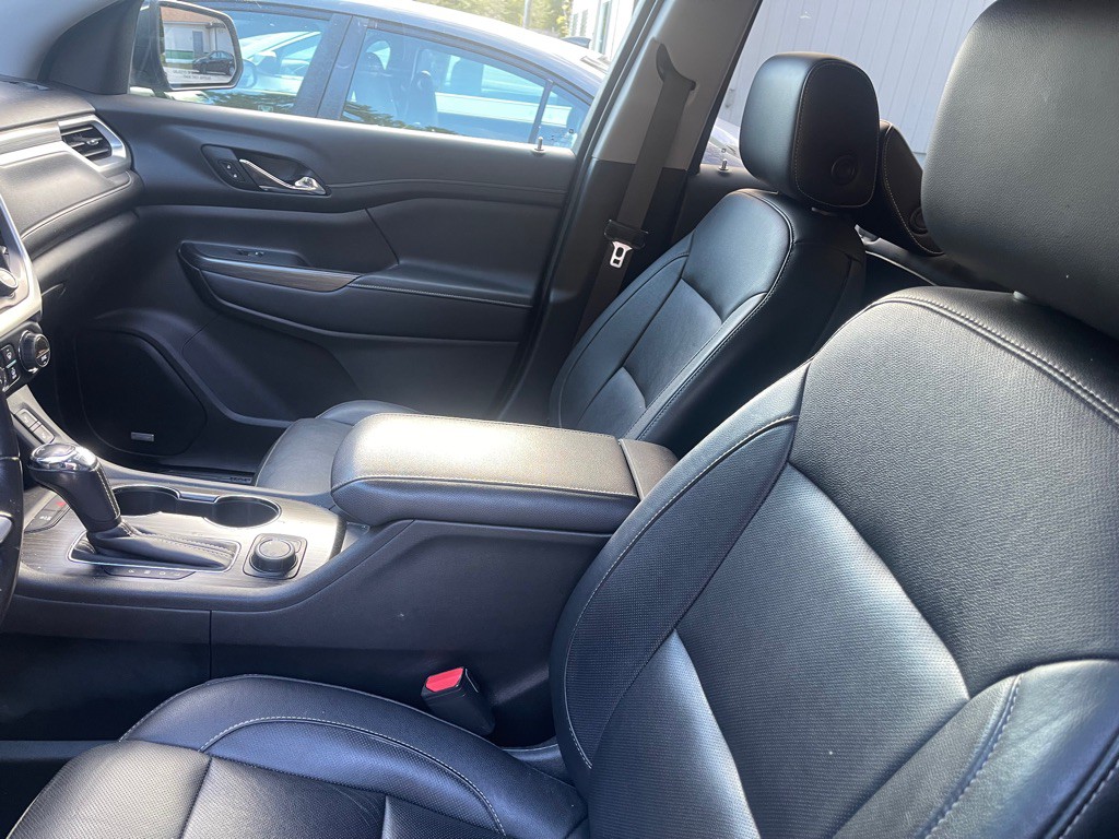 2019 GMC Acadia Image 8