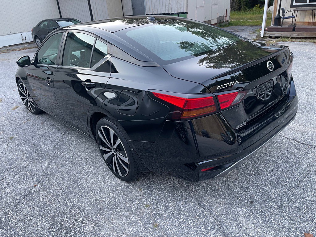 2019 Nissan Altima Image 7