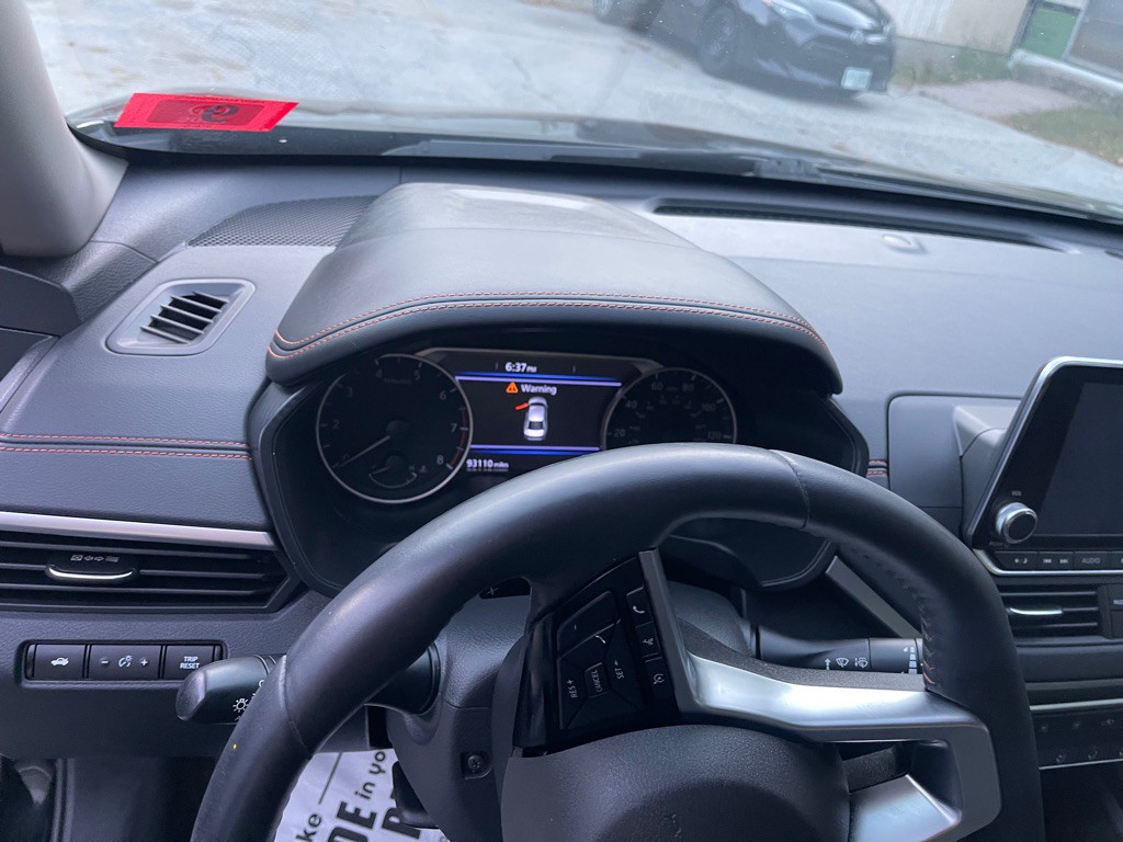 2019 Nissan Altima Image 11