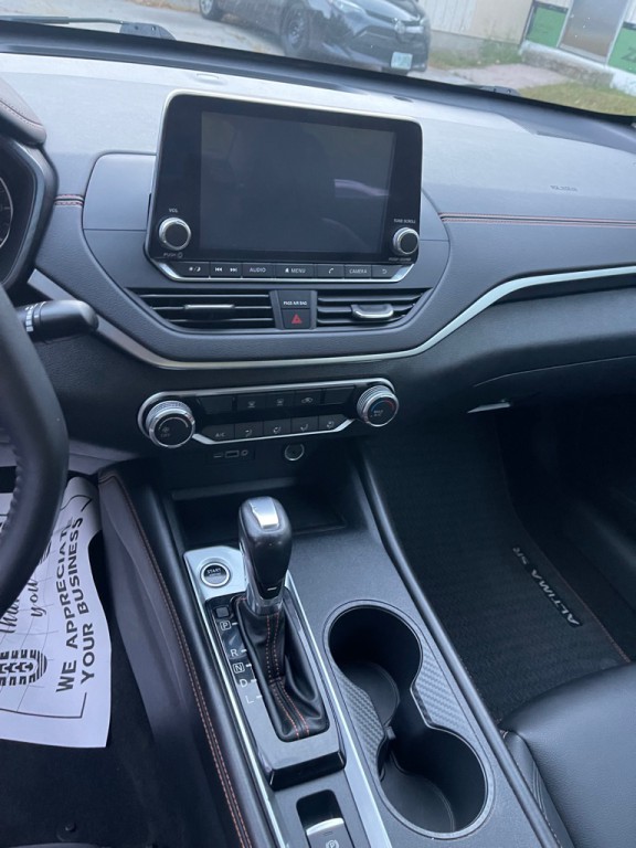2019 Nissan Altima Image 12