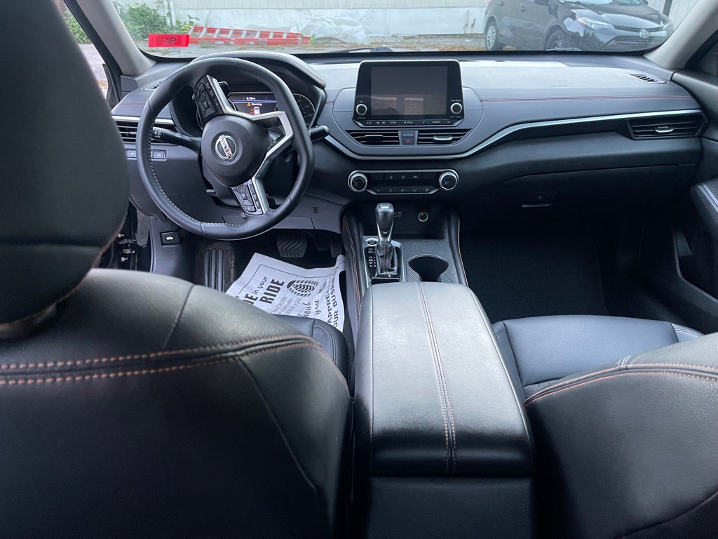 2019 Nissan Altima Image 14