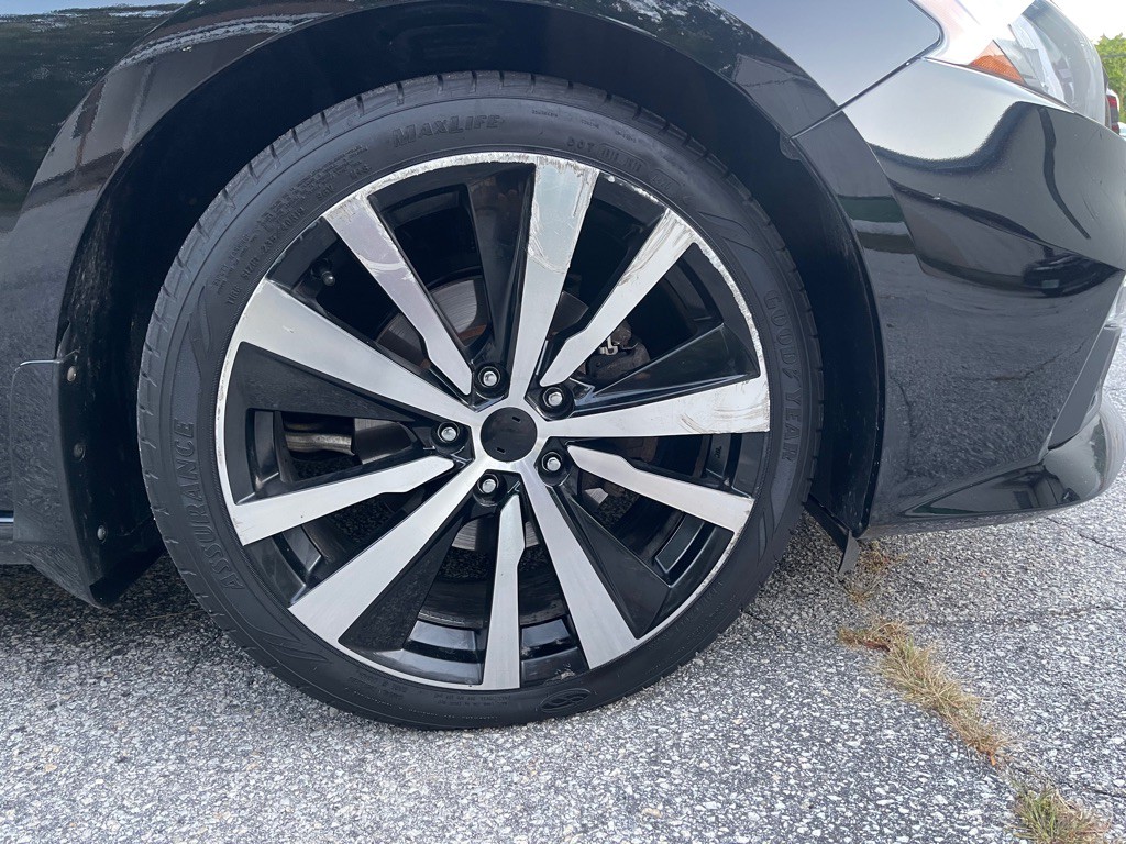 2019 Nissan Altima Image 18