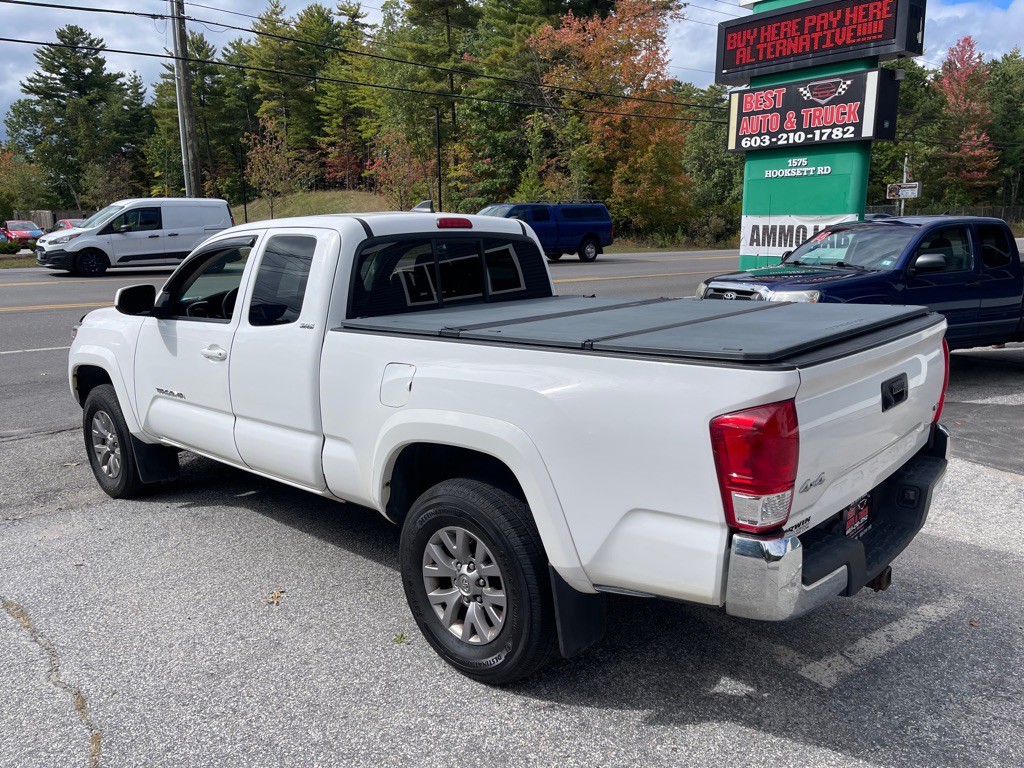 2016 Toyota Tacoma Image 3