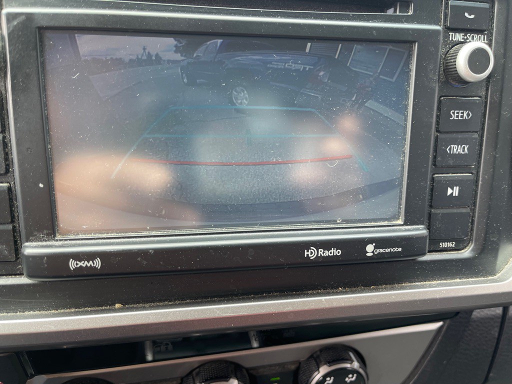 2016 Toyota Tacoma Image 13