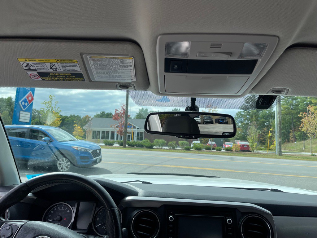 2016 Toyota Tacoma Image 14