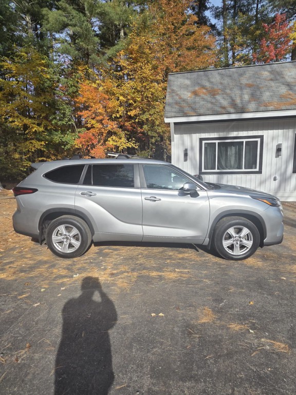 2023 Toyota Highlander Image 7