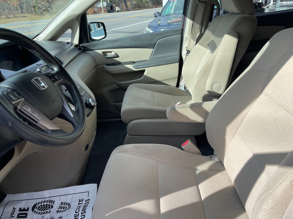 2013 Honda Odyssey Image 15