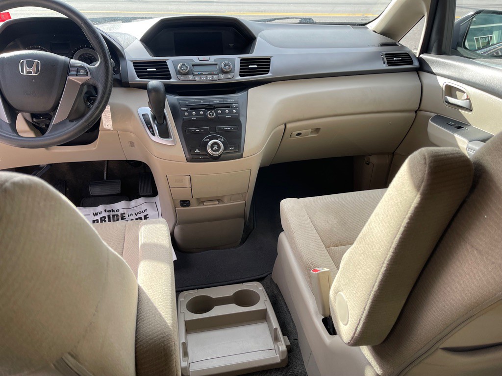 2013 Honda Odyssey Image 18