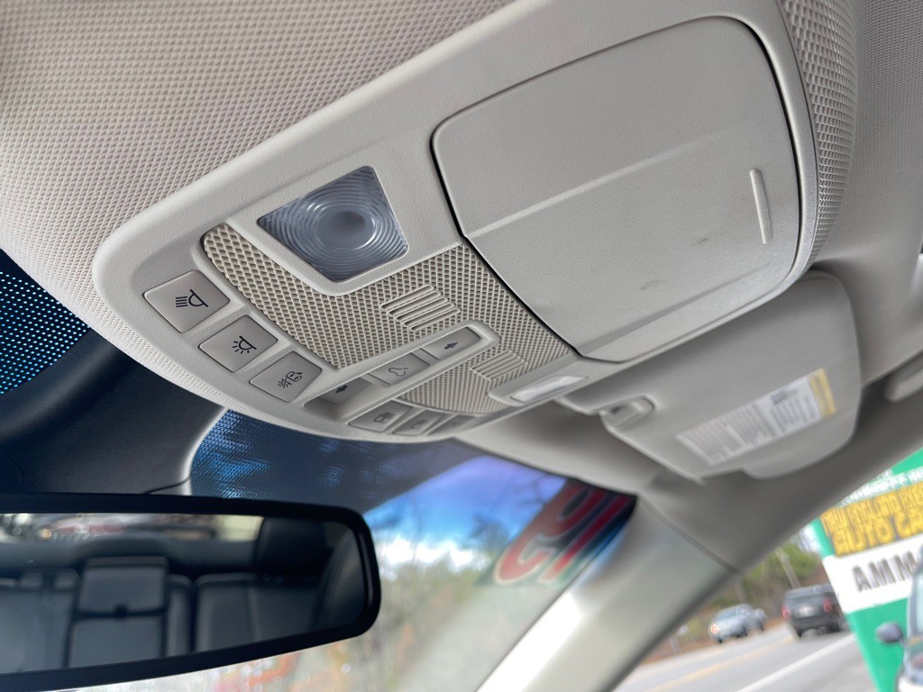 2019 Ford Edge Image 19