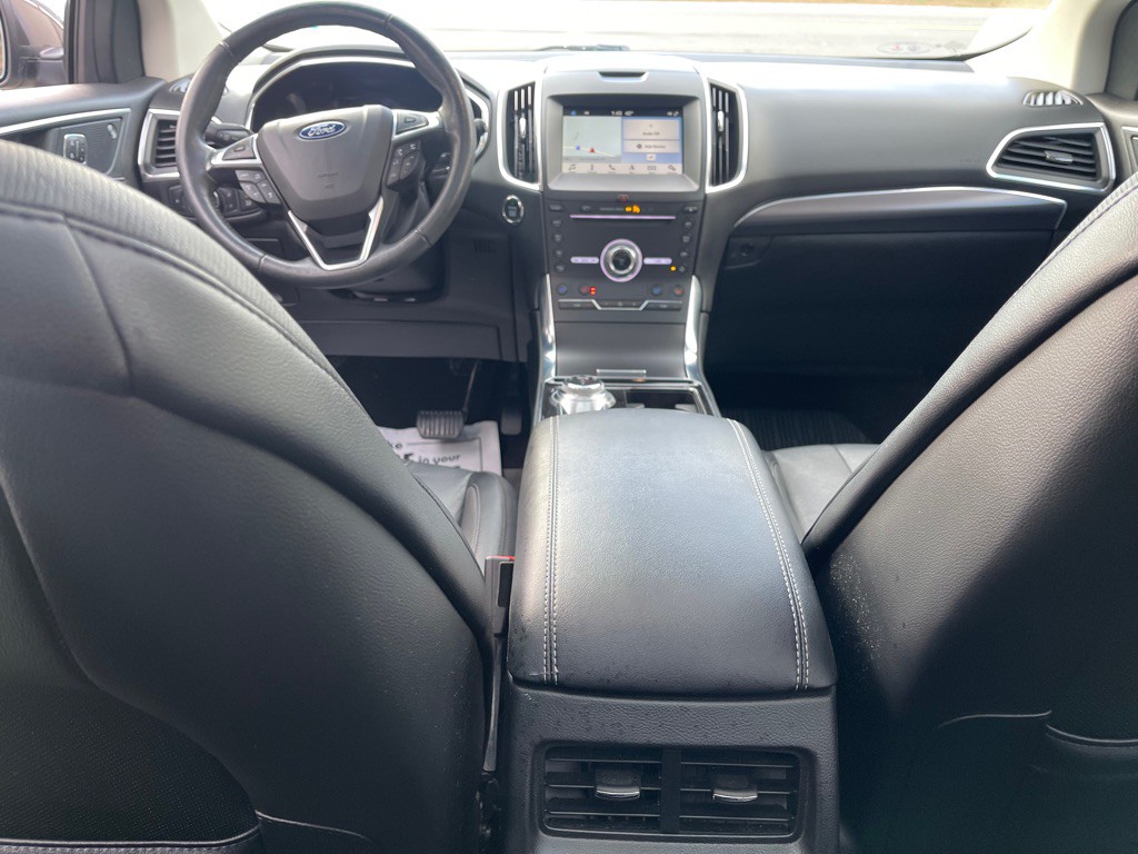 2019 Ford Edge Image 21