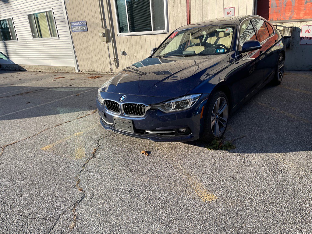 2018 BMW 3 Series Image 3