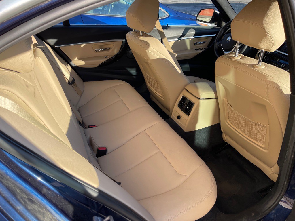 2018 BMW 3 Series Image 5