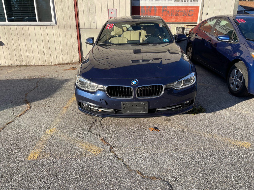 2018 BMW 3 Series Image 1