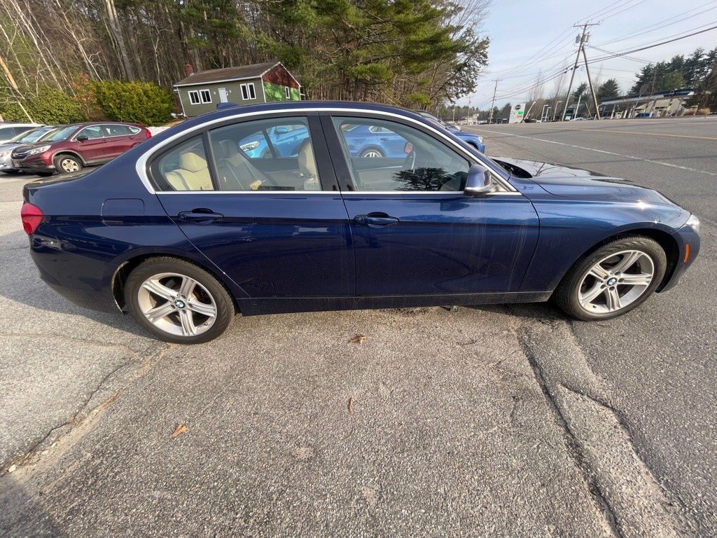 2018 BMW 3 Series Image 6