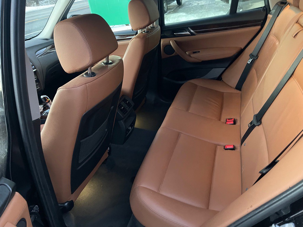 2017 BMW X3 Image 16