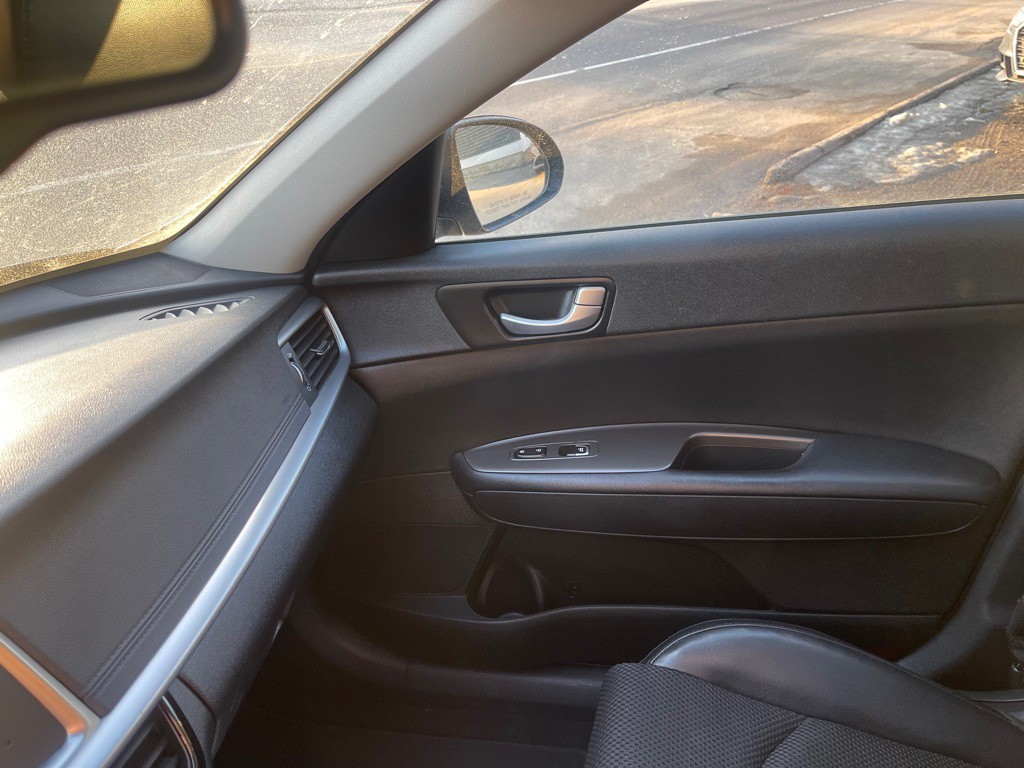 2019 Kia Optima Image 15