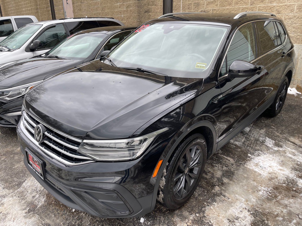 2022 Volkswagen Tiguan Image 1