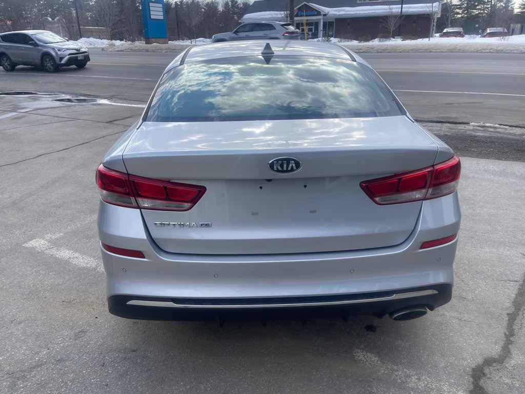2019 Kia Optima Image 4