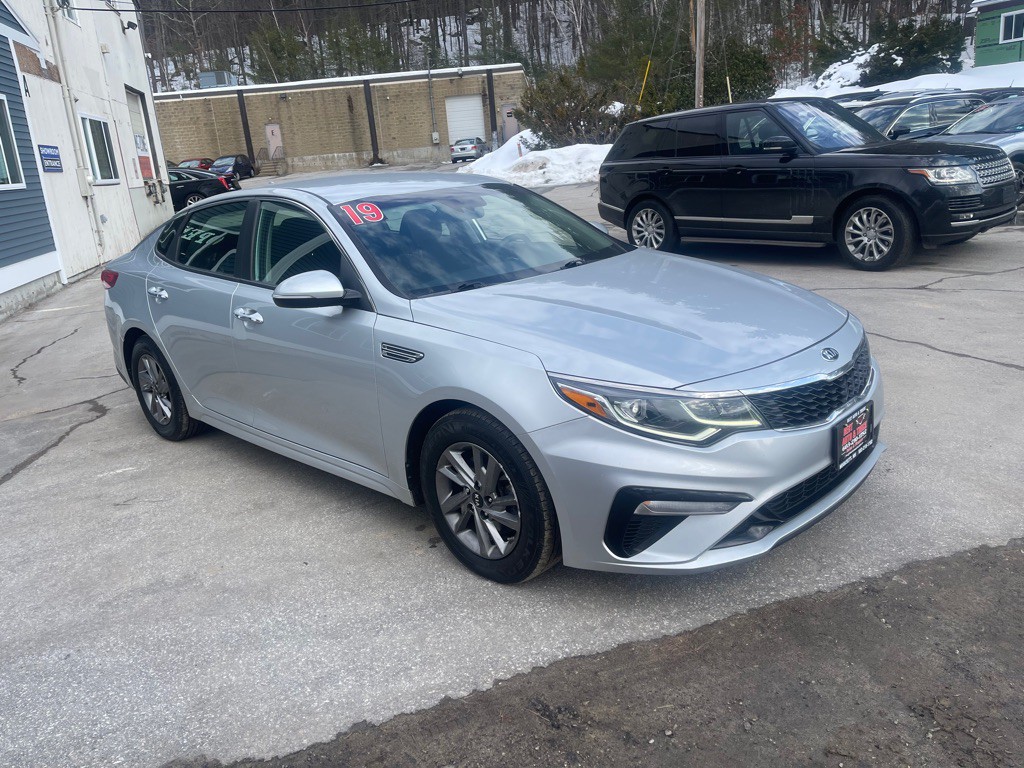 2019 Kia Optima Image 7