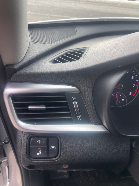 2019 Kia Optima Image 12