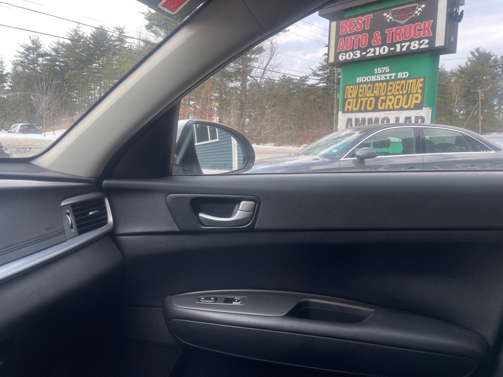 2019 Kia Optima Image 16