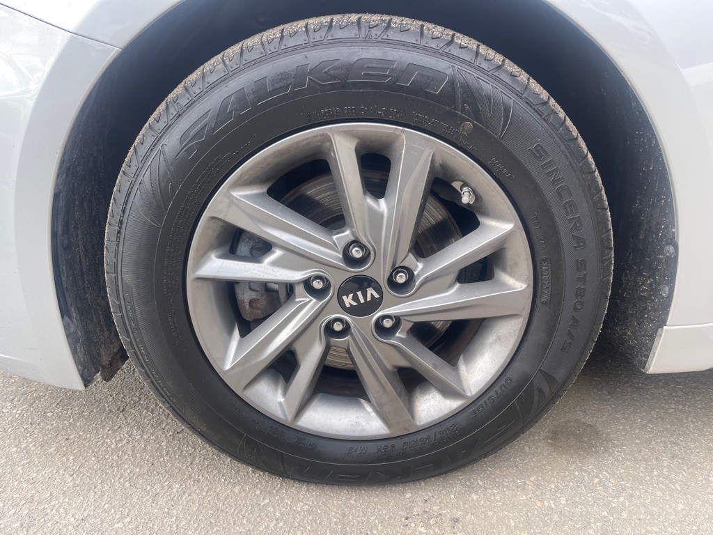 2019 Kia Optima Image 19