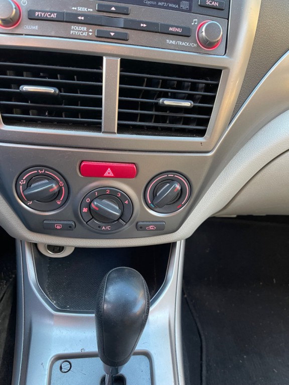 2010 Subaru Impreza Image 11