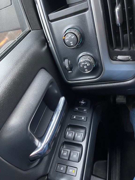 2015 Chevrolet Silverado 1500 Image 9