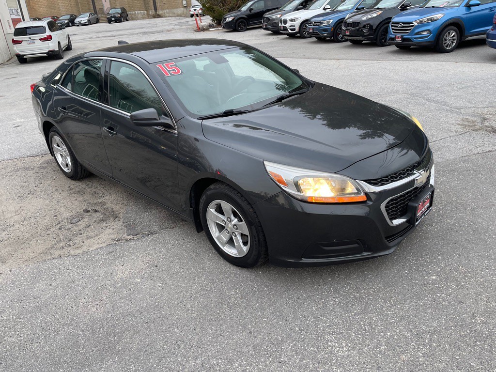 2015 Chevrolet Malibu Image 7