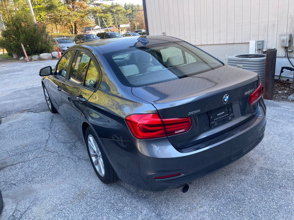 2016 BMW 3 Series Image 3
