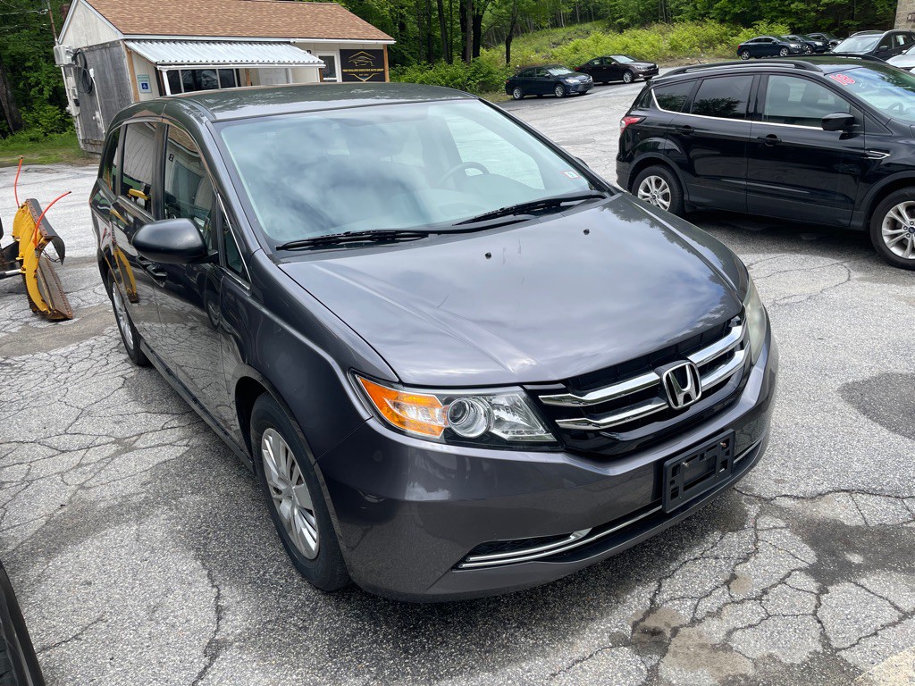 2016 Honda Odyssey Image 2