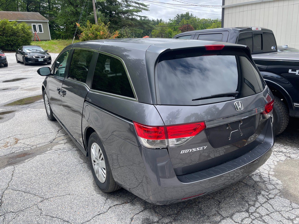 2016 Honda Odyssey Image 8
